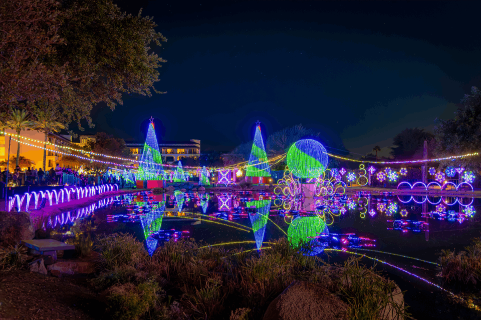 Custom Immersive RGB Holiday Light Show by Studio 25 Decor